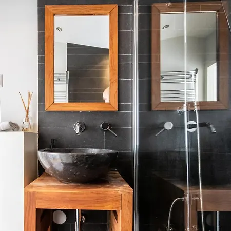 Luxury & Style In Center Jordaan Apartment *